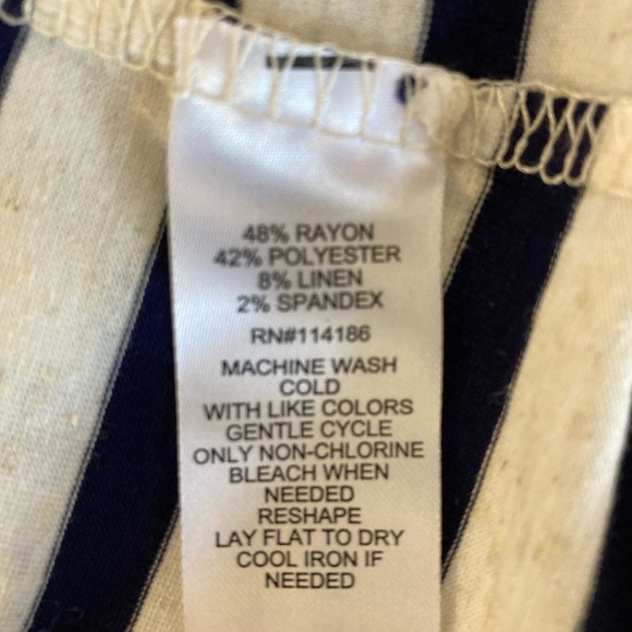 89th Madison Ruched Sleeve Top Blouse Navy Large NWT - Picture 7 of 8